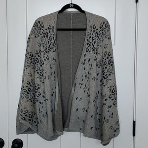 Cabi Gigi Cape